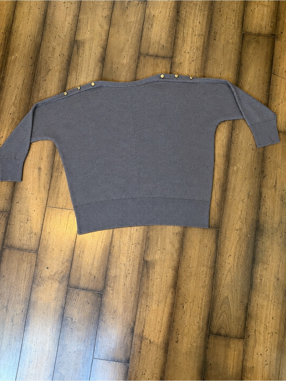 🩶⭐️GRAY GAP DOLMAN-SLEEVE SWEATER WITH GOLD TONE BUTTONS SIZE XXL⭐️🩶